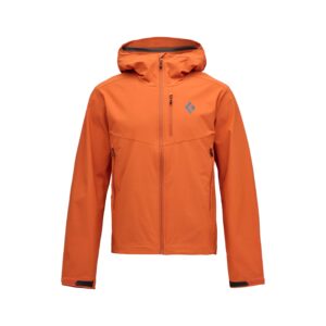 Vista frontal de la chaqueta Black Diamond Dawn Patrol Softshell en color saffron, mostrando su corte atlético y bolsillos en el pecho con cremallera.